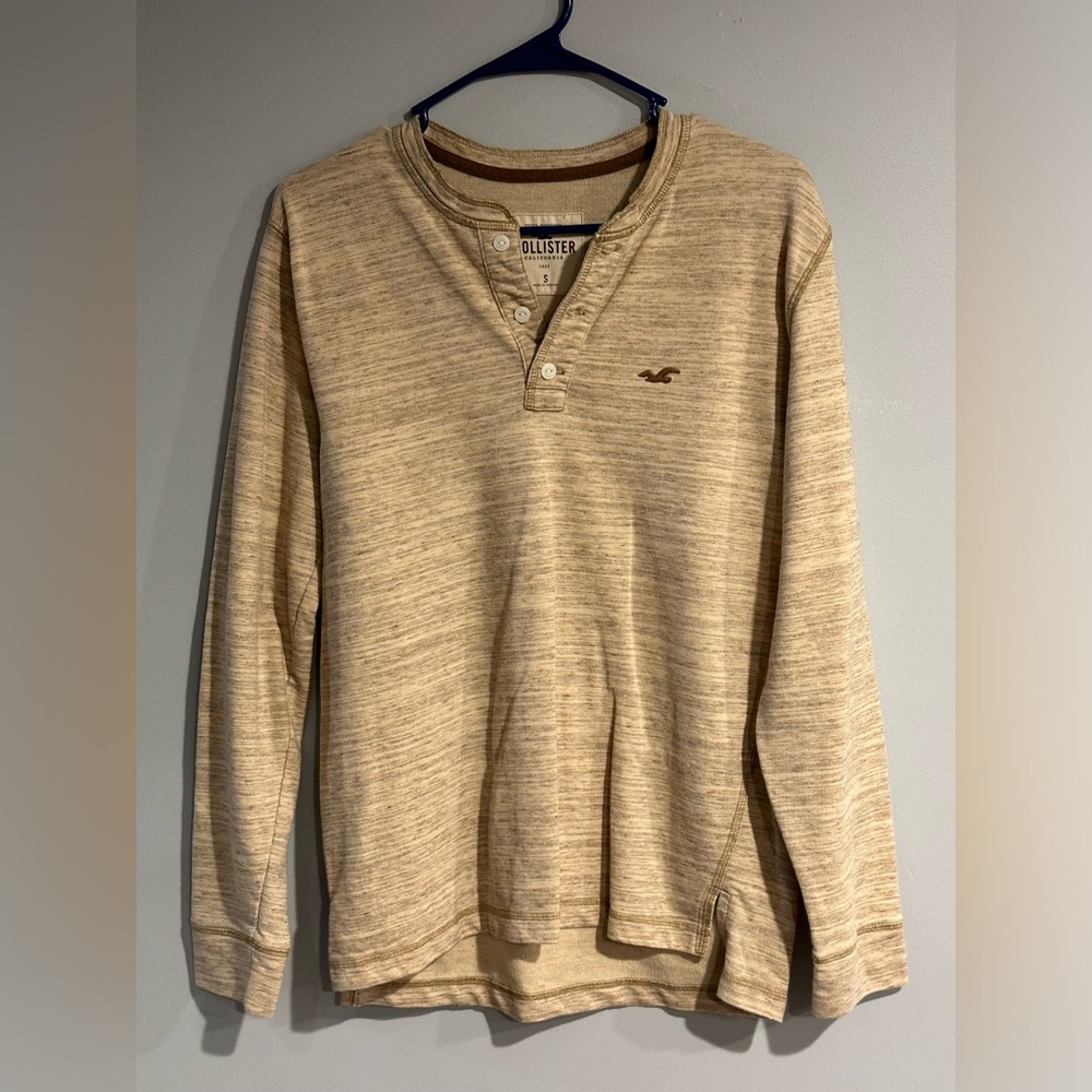 Men’s Hollister Long Sleeve Shirt - Size Small